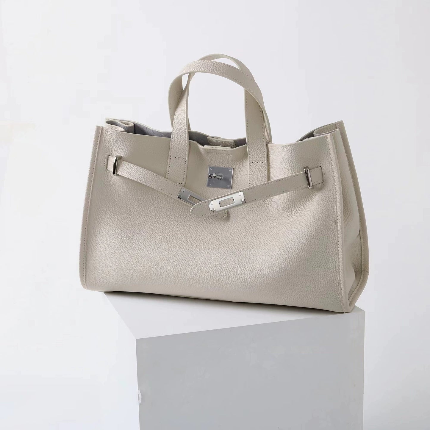 Eleganzia — Genuine Leather Power Tote
